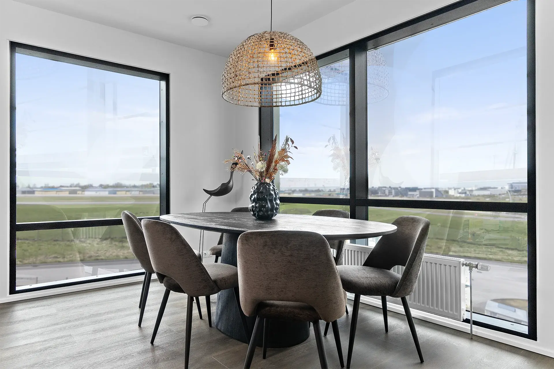 Mynd af hlíðarhorns garðinum